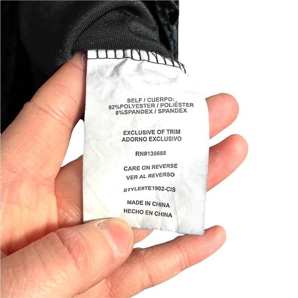 Altar’d State Crushed Velvet Soft Front Knot Long Sleeve Shirt Size Medium - Picture 6 of 14